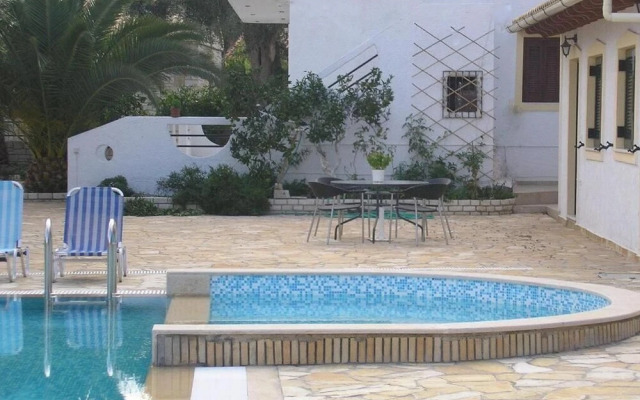 Olympia Paxos Apartment