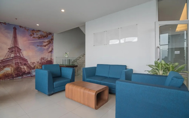 RedDoorz Apartment @ Grand Asia Afrika