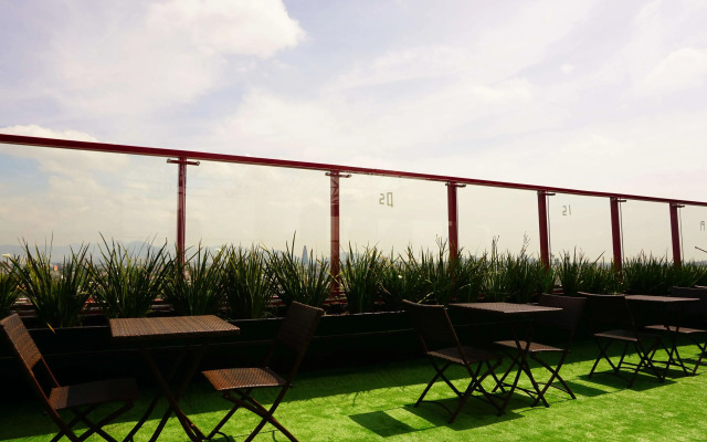Black Boutique Hotel