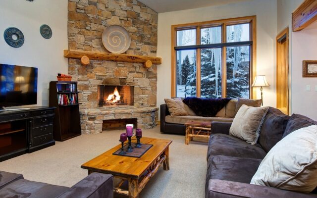 Abode at the Cove