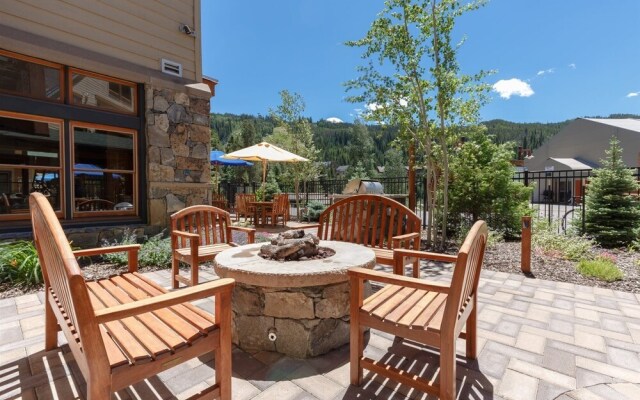 Black Bear Lodge 3 Bedroom Condo in River Run Village