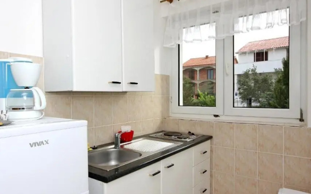 Apartments with a parking space Barbat, Rab - 4962