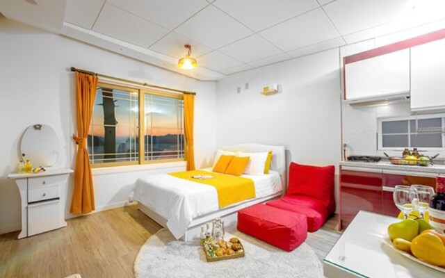 Yeosu Sunset & Sea Pension