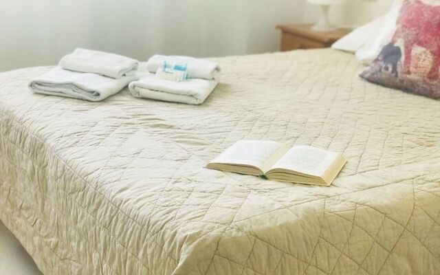 Cristianos Town Guesthouse