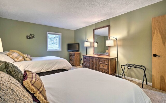 Cozy Ski-in/ski-out Condo on Magic Mountain