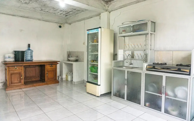 srinadi guest house
