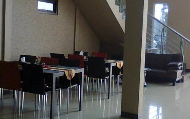 Permata Hotel