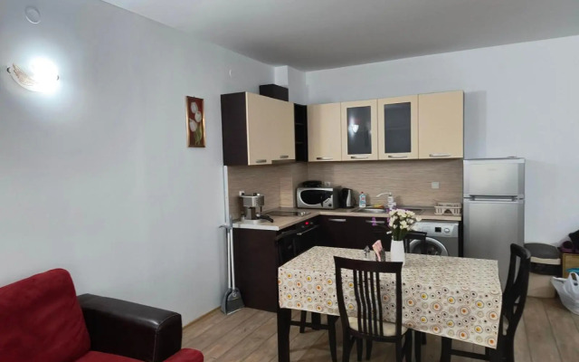 апартамент Крис 513