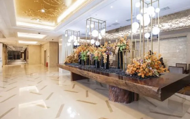 SHIJIYUAN Hot Spring Holiday Hotel