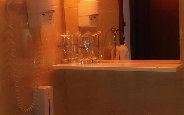 Hotel Leotar