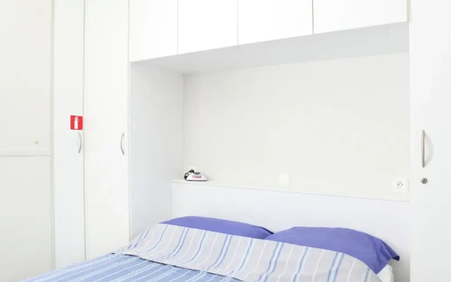 Sunny Bredene Stay by Sea