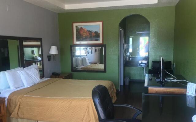 Day N Night Inn