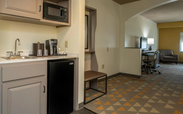 Holiday Inn Hotel & Suites Beaufort at Highway 21 by IHG
