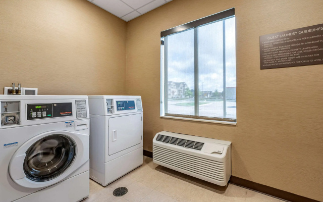 Comfort Suites Columbus Airport
