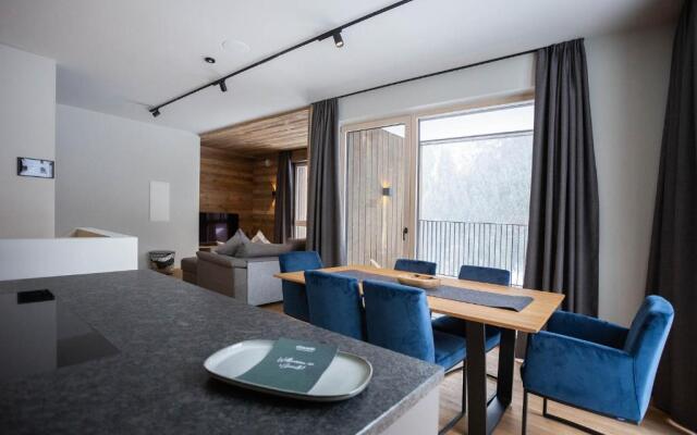 sGmiatli – Hideaway Apartments