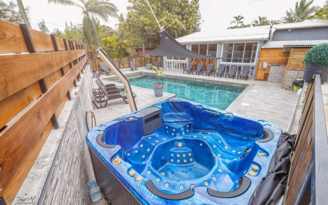 L'avocat avec piscine chauffée et jacuzzi