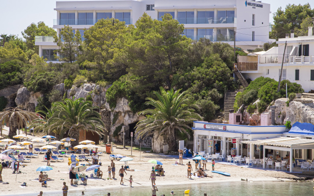 Petit Sagitario ( Only Adults )