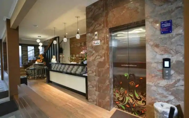 Patria Family Blitar