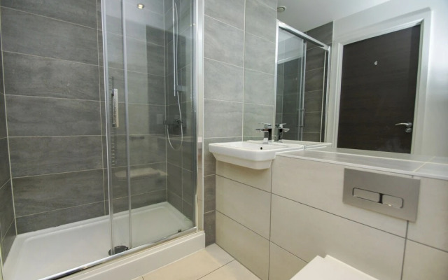 Orion Marina Sea View Parking by Brighton Holiday Lets