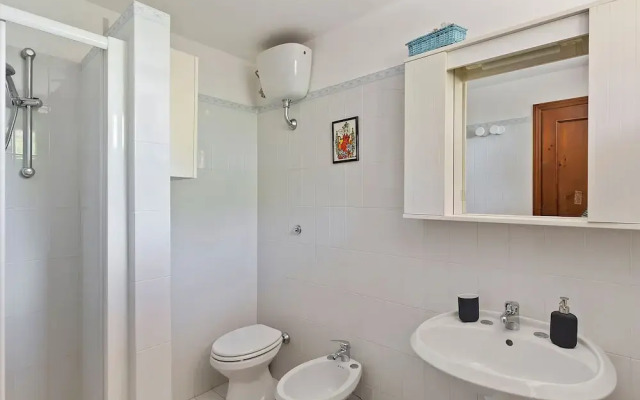 Traditional Villa in Varano With Private Garden