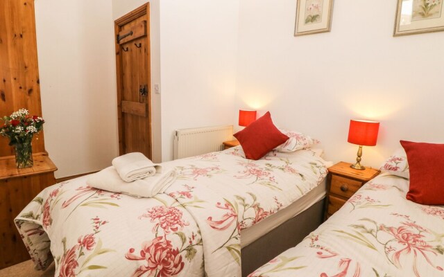 Midfeather Cottage