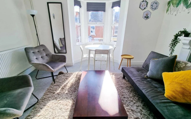 Casa Gloucester Service Apartment