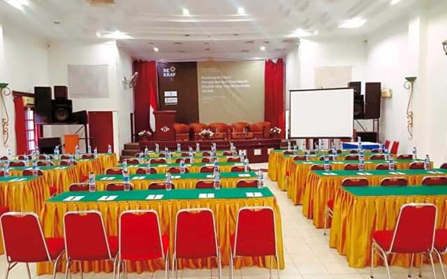 RR Wisata Indah Hotel