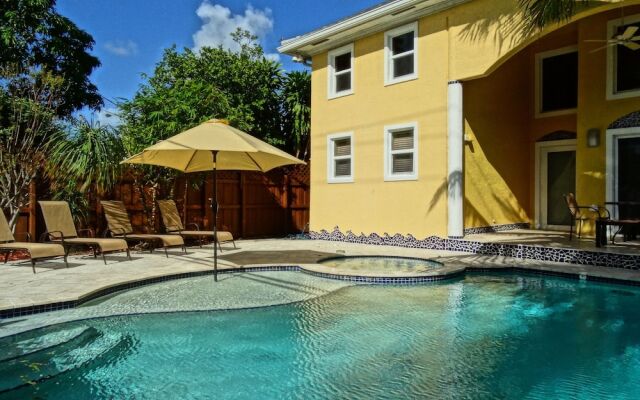 New Modern Family Villa