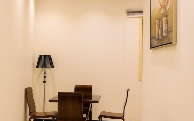 Quiet Rooms Apartment