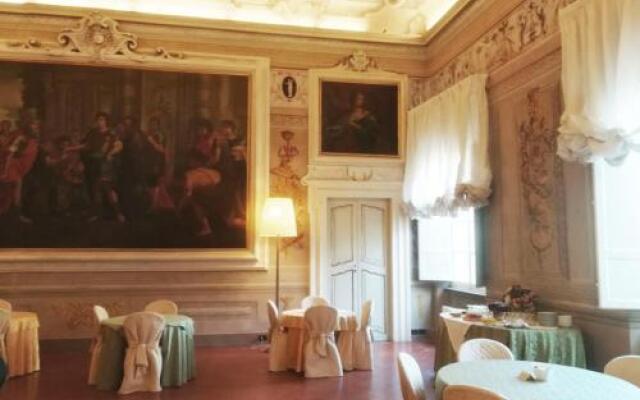 Palazzo Tucci Residenza d'Epoca
