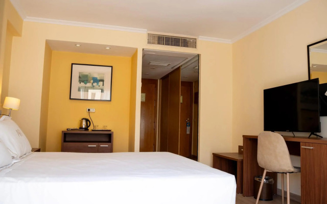 Aparto-Hotel Rosales