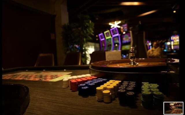 Hotel Casino Grand Vía Dorada