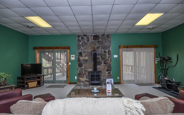 Schmidt Lodge 3 Bedroom House