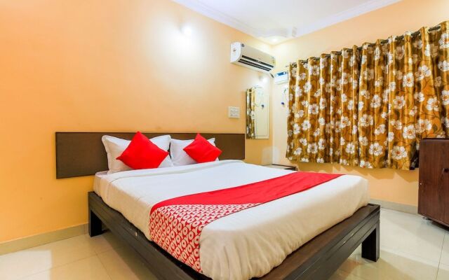 OYO 23035 Srinivas Residency