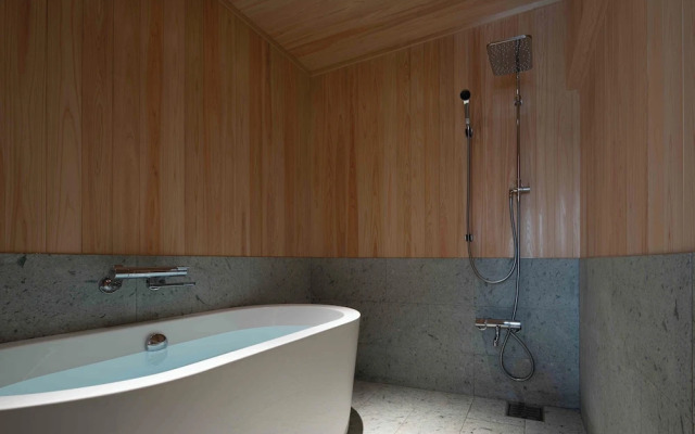 KUTSUROGI SAUNA and STAY