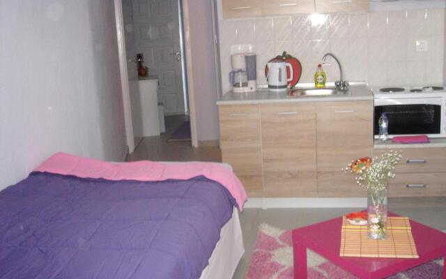 Ormos View Apartments