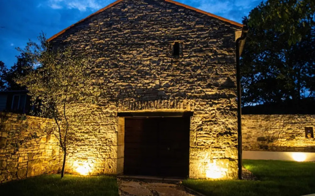 The Poolside Stone House in Bale
