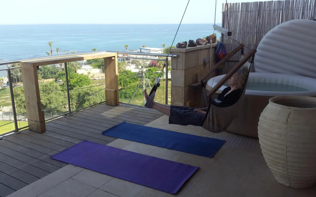 Jaffa Family Penthouse, sea front , 3BR, 2BA,