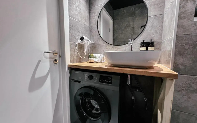AV Arctic House | Ametist Central Apartments on Lenin Avenue