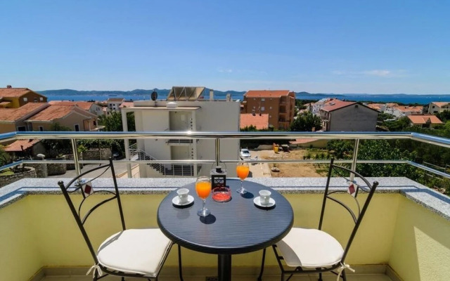 Mali Princ - Modern and Comfortable - A3