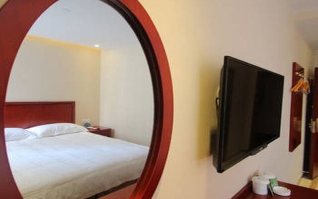 Greentree Inn Shanghai Xietu East Road Zhizaoju Ro