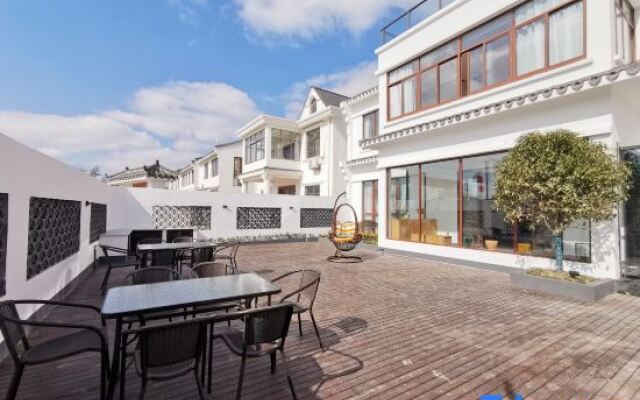 Shanghai Man Ye Garden Resort