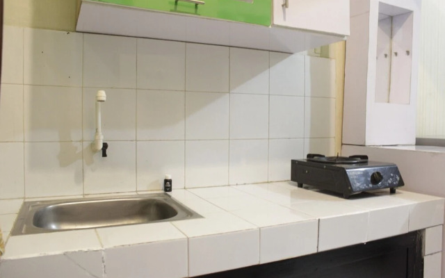 Strategic & Relaxing Studio At Gateway Ahmad Yani Cicadas Apartment