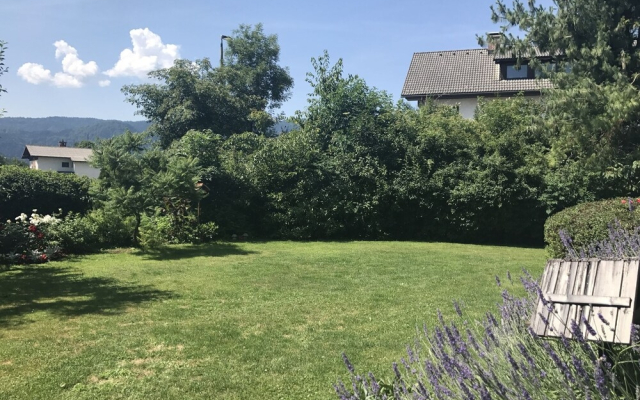 Luxurious Apartment in Bled With Garden