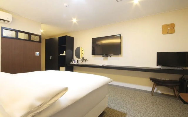 Changnyeong Hotel Countinue