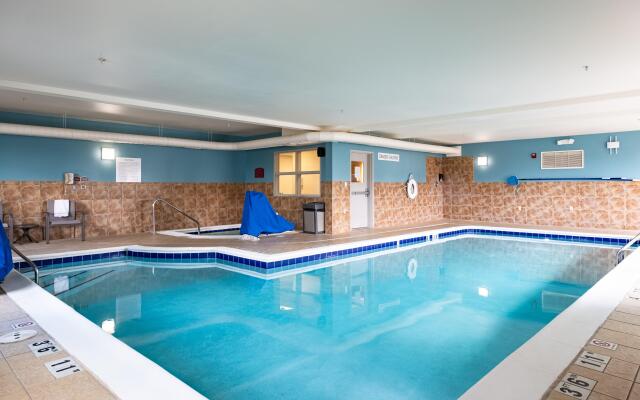 Holiday Inn Express Evanston by IHG