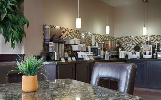 Best Western Plus Cushing Inn & Suites