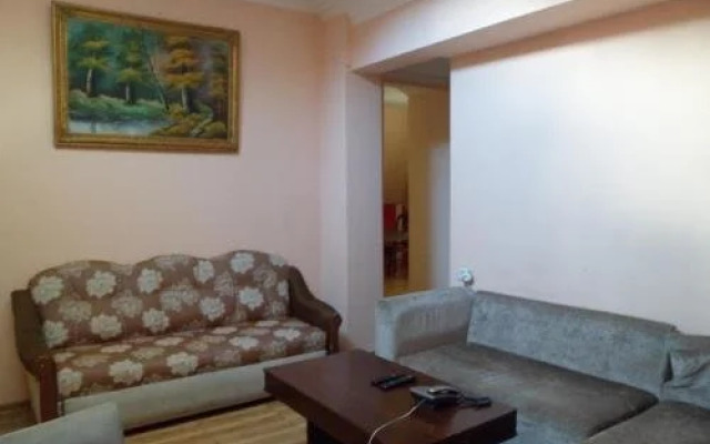 Hostel Everyday Lux