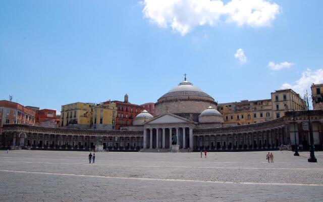 Incanto A Chiaia