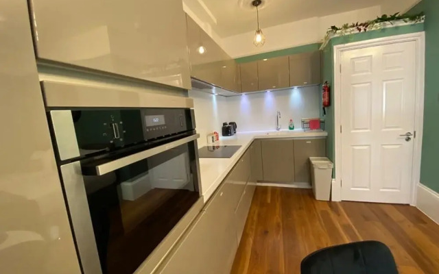 Kings Cross Apartment